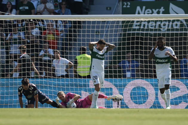 Elche CF v RC Celta de Vigo - LaLiga EA Sports ELCHE, SPAIN - OCTOBER 11: Tete Morente of Elche CF reacts during to the LaLiga 2026 27 EA Sports match between Elche CF and RC Celta de Vigo at Manuel Martinez Valero Stadium on October 11, 2026, in Elche, Spain. (Photo by Francisco Macia Photo Players Images Magara Press) Elche Martinez Valero Stadium Spain Copyright: xFranciscoxMaciax