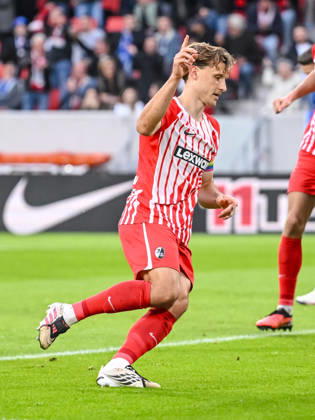 Maximilian Eggestein of SC Freiburg celebrates after scoring his team s first goal, making the score 1–0, during the Bundesliga match between Sport Club Freiburg and FC Schalke 04 at Europa-Park Stadium on October 11, 2026, in Freiburg im Breisgau, Germany. Photo by Harry Langer, DeFodi Images. Maximilian Eggestein of SC Freiburg celebrates after scoring his team’s first goal during the Bundesliga match between Sport Club Freiburg and FC Schalke 04 at Europa Park Stadion on October 11, 2026, in Freiburg im Breisgau, Germany. Photo by Harry Langer, DeFodi Images. DFB and DFL regulations prohibit any use of photographs as image sequences and or quasi-video. Photo by Harry Langer, DeFodi Images. DFB and DFL regulations prohibit any use of photographs as imSEQUENCES AND OR QUASI-VIDEO
