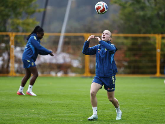STOCKHOLM, SWEDEN 20261011 Anna Sandberg as the women s national team trains at Bosön ahead of the upcoming World Cup playoff against Lithuania STOCKHOLM SWEDEN x60160x  Copyright: xStefanxJerrevang TTx DAMLANDSLAGET TRÄNAR PA BOSÖN