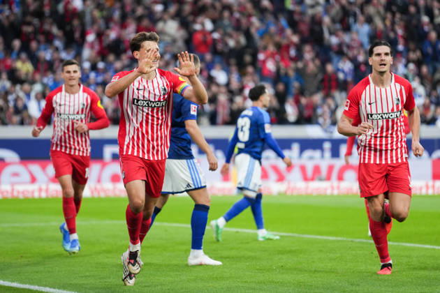 1 Bundesliga: SC Freiburg vs. FC Schalke 04, October 11, 2026—Celebration of the 1–0 goal by Maximilian Eggestein (SC Freiburg), 8 1 Bundesliga: SC Freiburg vs. FC Schalke 04, Europa-Park Stadium, October 11, 2026 DFB and DFL regulations prohibit any use of photographs as image sequences and or quasi-video. Copyright: xBEAUTIFULxSPORTS Boscox