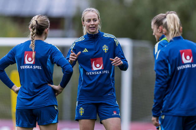 261011 Amanda Ilestedt of Sweden during a training session on October 11, 2026, in Stockholm. Photo by Caisa Rasmussen, BILDBYRAN COP 353 CR0079: soccer, football, fotball, training, practice, Sweden, women s soccer Copyright: CAISAxRASMUSSEN BB261011CR035