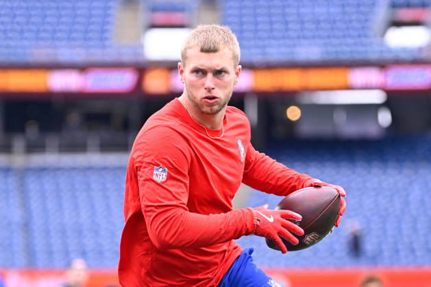 Oct 11, 2026; Foxborough, MA, USA; New England Patriots wide receiver Efton Chism III (86) warms up before a game against the Las Vegas Raiders at Gillette Stadium. Mandatory Credit: -Cal Media NFL, American Football Herren, USA 2026: Raiders Vs Patriots OCT 11  - ZUMAc04_ 20261011_zma_c04_022 Copyright: xEricxCanhax