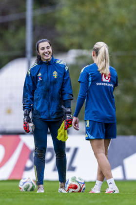 261011 Zecira MuÅ¡ovic of Sweden during a training session on October 11, 2026 in Stockholm. Photo by Caisa Rasmussen, BILDBYRAN COP 353 CR0079: soccer, football, soccer training, practice, Sweden, women s soccer  Copyright: CAISAxRASMUSSEN BB261011CR040