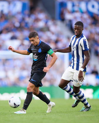 October 11, 2026, San Sebastian, Guipuzcoa, Spain: Yeremay Hernandez of RC Deportivo de A Coruna competes for the ball with Mamadou Sarr of Real Sociedad during the LaLiga EA Sports match between Real Sociedad and RC Deportivo de A Coruna at Anoeta on October 11, 2026, in San Sebastian, Spain. Real Sociedad V RC Deportivo De La Coruna - La Liga EA Sports - ZUMAa181 20261011_zaa_a181_137 Copyright: xRicardoxLarreinax