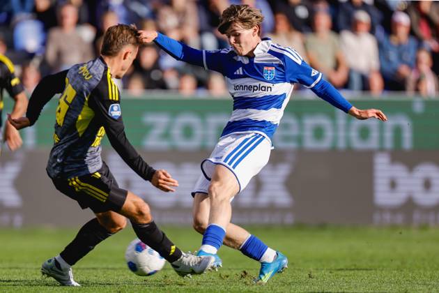 ZWOLLE , 11-10-2026 , MAC3park stadion , season 2026 2027 , Dutch Eredivisie football , match between PEC Zwolle and SC Cambuur , picture shows PEC Zwolle player Gilles van der Wal PEC - Cambuur  x208176385x Copyright:
