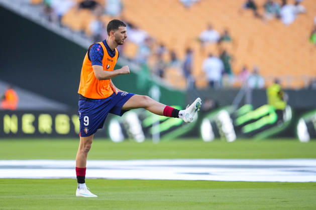 October 11, 2026, Sevilla, Sevilla, Spain: Raul Garcia of CA Osasuna warms up during the Spanish league, LaLiga EA Sports, football match played between Real Betis and CA Osasuna at La Cartuja stadium on October 11, 2026, in Sevilla, Spain. Real Betis V CA Osasuna - LaLiga EA Sports - ZUMAa181 20261011_zaa_a181_152 Copyright: xJoaquinxCorcherox