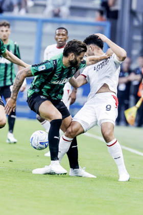 October 11, 2026, Reggio Emilia, REGGIO EMILIA: Sassuolo s Duje ?aleta-Car (L) and Milan™s Gonzalo Ramos in action during the Italian Serie A soccer match US Sassuolo vs AC Milan at Mapei Stadium in Reggio Emilia, Italy, 11 October 2026. ANSA ELISABETTA BARACCHI. Serie A: Sassuolo-Milan - ZUMAa110 20261011_zaf_a110_066 Copyright: xElisabettaxBaracchix