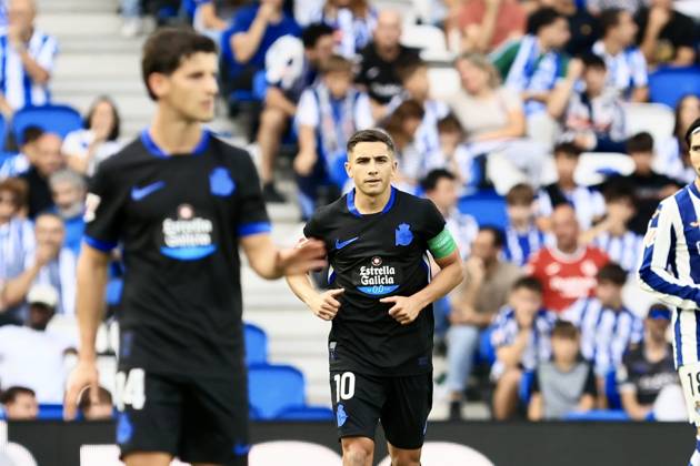 ESP LaLiga EA Sports Real Sociedad RC Deportivo La Coruna Yeremay Hernández of RC Deportivo scores a goal and celebrates during a LaLiga EA Sports match between Real Sociedad and RC Deportivo played at Anoeta Stadium in Gipuzkoa on October 11, 2026, in Spain. Spanish Soccer Copyright: xAgenciaxLOFx