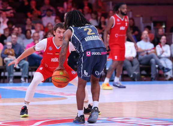 v l Jasper Guenther RheinStars Cologne 06, Corey McKeithan Eisbären Bremerhaven 02 GER, RheinStars Cologne vs. Eisbären Bremerhaven, Basketball, ProA, Matchday 4, 2026–2027 Season, October 11, 2026 GER, RheinStars Cologne vs. Eisbären Bremerhaven, Basketball, ProA, Matchday 4, 2026–2027 season, October 11, 2026 RheinStars Cologne Copyright: xEibner-Pressefoto ThomasxStoeckerx EP_TSR