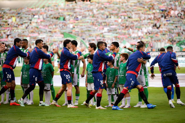 ESP LaLiga EA Sports Real Betis vs. CA Osasuna presentation during the LaLiga EA Sports match between Real Betis and CA Osasuna played at Benito Villamarín Stadium in Seville on October 11, 2026, in Spain. Spanish Soccer Copyright: xAgenciaxLOFx