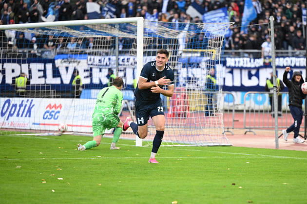 October 11, 2026, GER, Soccer, Regionalliga Nord, Matchday 13, 2026–2027 Season, Oldenburg, Marschweg Stadium, VfB Oldenburg vs. BSV Kickers Emden; Goal: 2–0 by Mats FACKLAM; VfB Oldenburg 2, Luca PETZOLD; BSV Kickers Emden 1; Oldenburg wins at Marschweg Stadium, Lower Saxony, Germany Copyright: xnordphotoxGmbHx xRojahnx
