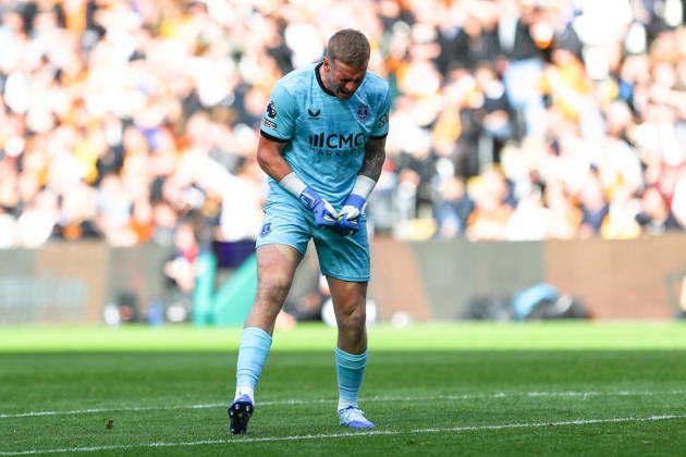KINGSTON UPON HULL, ENGLAND, OCTOBER 11: Jordan Pickford of Everton FC celebrates Brennan Johnsons disallowed goal during a Premier League 2026-27 match between Hull City and Everton FC at the MKM Stadium on October 11, 2026 in Kingston Upon Hull, England. (Photo by Zach Forster Sports Press Photo) Copyright: xZachxForster SportsxPressxPhotox Sportspressphoto_SPR252505