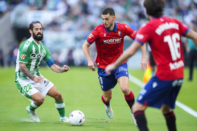 October 11, 2026, Sevilla, Sevilla, Spain: Raul Garcia of CA Osasuna and Francisco Alarcon Isco of Real Betis Balompie in action during the Spanish league, LaLiga EA Sports, football match played between Real Betis and CA Osasuna at La Cartuja stadium on October 11, 2026, in Sevilla, Spain. Real Betis V CA Osasuna - LaLiga EA Sports - ZUMAa181 20261011_zaa_a181_202 Copyright: xJoaquinxCorcherox