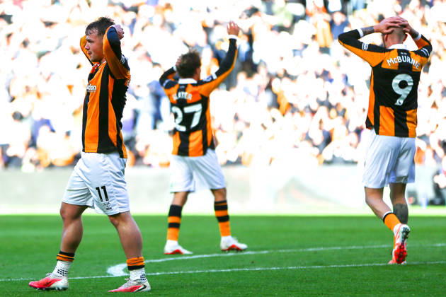 KINGSTON UPON HULL, ENGLAND, OCTOBER 11: Joe Gelhardt of Hull City reacts following a shot on goal during a Premier League 2026-27 match between Hull City and Everton FC at the MKM Stadium on October 11, 2026 in Kingston Upon Hull, England. (Photo by Zach Forster Sports Press Photo) Copyright: xZachxForster SportsxPressxPhotox Sportspressphoto_SPR252519