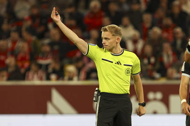 Referee Sebastian Hilsberg gestures during the 3. Liga match between Fortuna Düsseldorf and SC Verl at the Merkur Spiel Arena on October 11, 2026, in Düsseldorf, Germany. Photo by Oliver Kaelke, DeFodi Images. Referee Sebastian Hilsberg gestures during the 3. Liga match between Fortuna Düsseldorf and SC Verl at Merkur Spiel Arena on October 11, 2026 in Düsseldorf, Germany. Photo by Oliver Kaelke, DeFodi Images. DFB and DFL regulations prohibit any use of photographs as image sequences and or quasi-video. Photo by Oliver Kaelke, DeFodi Images.