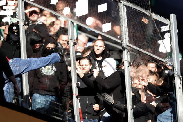 FANS Gladbach High-Risk Match in Cologne DFL Soccer Bundesliga Season 2026–2027 Match 1 FC Cologne vs. Borussia Mönchengladbach 2–1 on October 11, 2026, in Cologne DFL REGULATIONS PROHIBIT ANY USE OF PHOTOGRAPHHS as IMAGE SEQUENCES and or QUASI-VIDEO Copyright: xLacixPerenyix