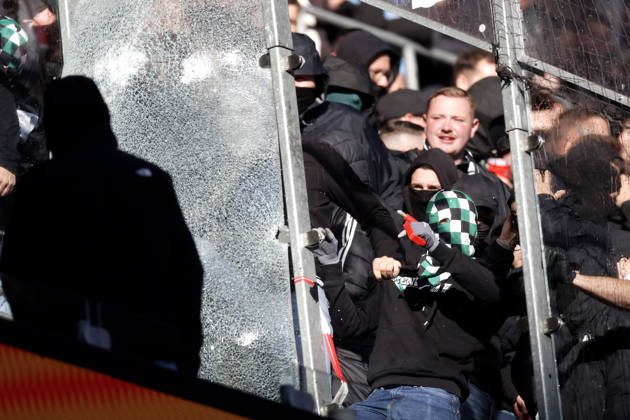 FANS Gladbach High-Risk Match in Cologne DFL Soccer Bundesliga Season 2026–2027 Match 1 FC Cologne vs. Borussia Mönchengladbach 2–1 on October 11, 2026, in Cologne DFL REGULATIONS PROHIBIT ANY USE OF PHOTOGRAPHHS as IMAGE SEQUENCES and or QUASI-VIDEO Copyright: xLacixPerenyix