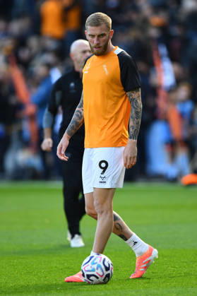 Hull City v Everton, Premier League Hull City forward Oliver McBurnie (9) warms up before the Premier League match between Hull City and Everton at the MKM Stadium, Kingston upon Hull, UK on 11 October 2026. Kingston upon Hull MKM Stadium East Riding of Yorkshire UK Editorial use only DataCo restrictions apply See www.football-dataco.com , Copyright: xIanxLyallx PSI-24983-0151