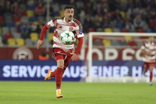 Philipp Foerster of Fortuna Düsseldorf in action, on the ball, making a solo play during the 3. Liga match between Fortuna Düsseldorf and SC Verl at the Merkur Spiel Arena on October 11, 2026, in Düsseldorf, Germany. Photo by Oliver Kaelke, DeFodi Images. Philipp Foerster of Fortuna Düsseldorf controls the ball during the 3. Liga match between Fortuna Düsseldorf and SC Verl at Merkur Spiel Arena on October 11, 2026 in Düsseldorf, Germany. Photo by Oliver Kaelke, DeFodi Images. DFB and DFL regulations prohibit any use of photographs as image sequences and or quasi-video. Photo by Oliver Kaelke, DeFodi Images.
