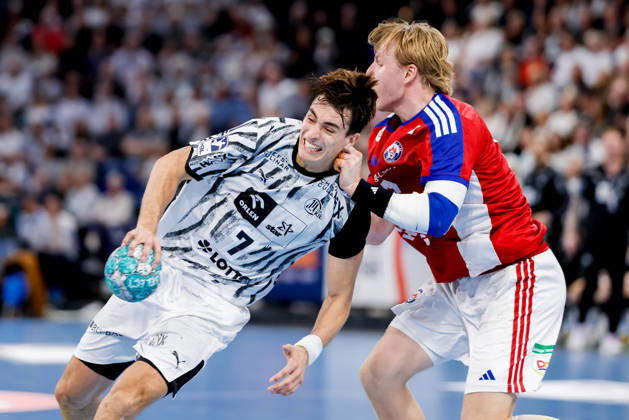 Kiel, October 11, 2026; Handball, 2026–27 Bundesliga 1, THW Kiel vs. Handball Club Hamburg; Julian Köster (THW Kiel), 7; Martin Hovde (HC Hamburg), 81