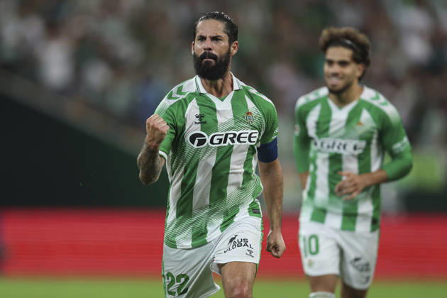 ESP: Real Betis - CA Osasuna. La Liga EA Sports. Matchday 8. Isco Alarcon of Real Betis during the La Liga EA Sports match between Real Betis and CA Osasuna played at La Cartuja Stadium on Oct 11, 2026 in Sevilla, Spain. kpng Copyright: xAntonioxPozox xPRESSINPHOTOx AP_2627_BET_OSA_049