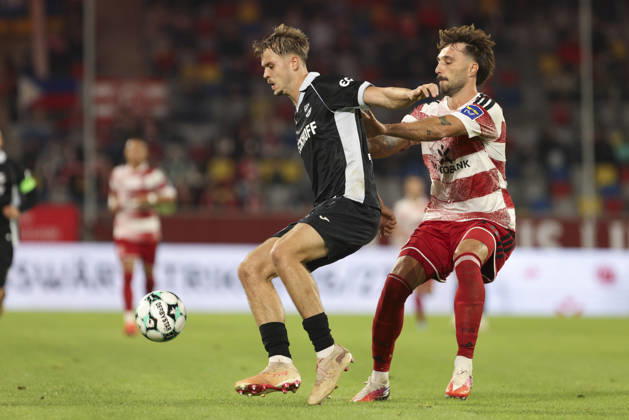 Nick Seidel of SC Verl and Fabian Schleusener of Fortuna Düsseldorf battle for the ball during the 3. Liga match between Fortuna Düsseldorf and SC Verl at the Merkur Spiel Arena on October 11, 2026, in Düsseldorf, Germany. Photo by Oliver Kaelke, DeFodi Images. Nick Seidel of SC Verl and Fabian Schleusener of Fortuna Düsseldorf battle for the ball during the 3. Liga match between Fortuna Düsseldorf and SC Verl at Merkur Spiel Arena on October 11, 2026 in Düsseldorf, Germany Photo by Oliver Kaelke, DeFodi Images DFB and DFL regulations prohibit any use of photographs as image sequences and or quasi-video Photo by Oliver Kaelke, DeFodi Images