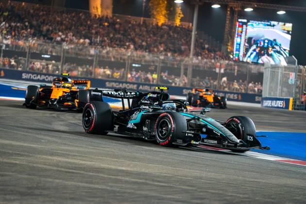 October 11, 2026, Singapore, Singapore: Andrea Kimi Antonelli (ITA) (Mercedes-AMG Petronas F1 Team) during the race of the Formula 1 Singapore Grand Prix 2026 at the Marina Bay Street Circuit. F1 2026: (Race) Singapore Grand Prix In Singapore, Singapore - 11 Oct 2026  - ZUMAs197 20261011_aaa_s197_124 Copyright: xLucaxMartinix