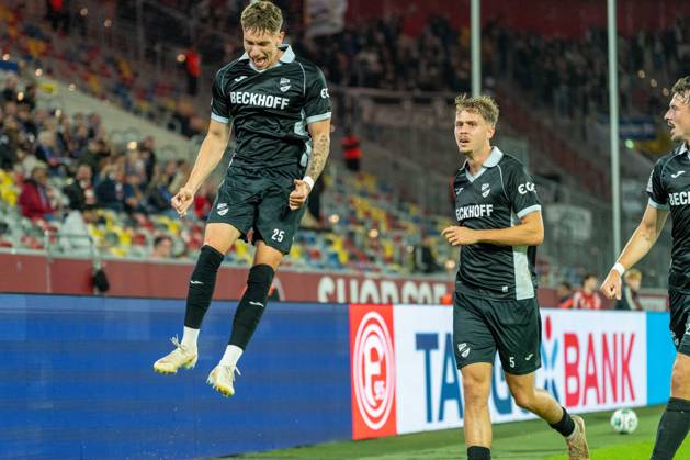 Tim Heike (SC Verl, 25) celebrates his goal to tie the game at 1–1 with a leap of joy; Nick Seidel (SC Verl, 05) joins him. Fortuna Düsseldorf vs. SC Verl, soccer, 3rd Division, Matchday 8, 2026–27 season, October 12, 2026, DFL regulations prohibit any use of photographs as image sequences and or quasi-video. Fortuna Düsseldorf vs. SC Verl, soccer, 3. Liga, Matchday 8, 2026–27 season, October 12, 2026, Düsseldorf Copyright: xEibner-Pressefoto LukasxBaldygax EP_LBA