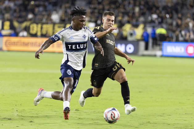 October 10, 2026, Los Angeles, California, USA: Vancouver Whitecaps right wing back Edier Ocampo (18) and Los Angeles FC central midfielder Leo Walta (81) in actions during a MLS, Fussball Herren, USA soccer game on Saturday, Oct. 10, 2026 in Los Angeles. Los Angeles USA - ZUMAc68_ 20261010_zaf_c68_095 Copyright: xRingoxChiux