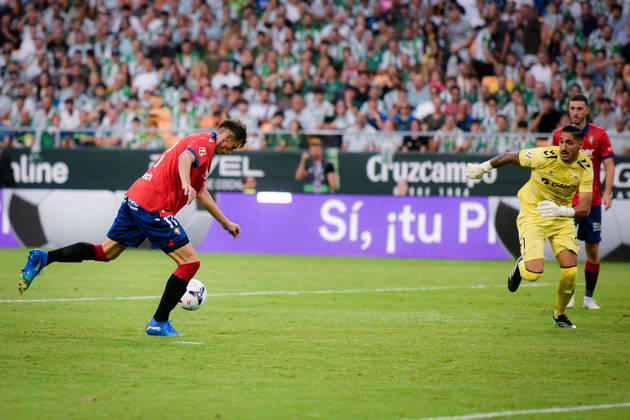 ESP LaLiga EA Sports Real Betis vs. CA Osasuna: Ante Budimir of Osasuna scores a goal during the LaLiga EA Sports match between Real Betis and CA Osasuna played at Benito Villamarin Stadium in Seville on October 11, 2026, in Spain. Spanish Soccer Copyright: xAgenciaxLOFx
