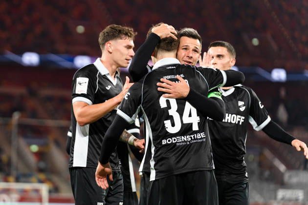 Germany 3rd Division 2026–2027 Fortuna Düsseldorf vs. SC Verl Matchday 8, October 12, 2026, Merkur Spiel Arena, North Rhine-Westphalia Goal to make it 2–2 by Janne Berner (SC Verl), 34 Cheers, joy, emotions, goal celebration by Niko Kijewski of SC Verl, 19 Copyright: xCelinaxLeiersx