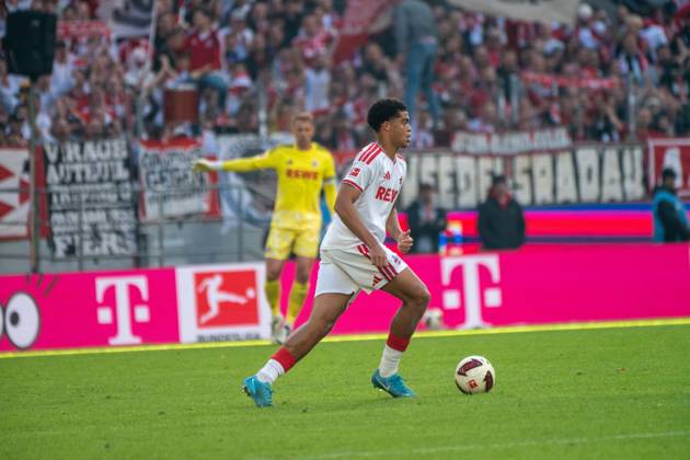 Jahmai Simpson Pusey, Defender, 1. FC Köln 22, 1. FC Köln vs. Borussia Mönchengladbach, Soccer, 1. Bundesliga, Matchday 5, October 11, 2026. DFB and DFL regulations prohibit any use of photographs as image sequences and or quasi-video. Cologne, North Rhine-Westphalia, Germany Copyright: xkolbert-press MartinxWdziecznyx