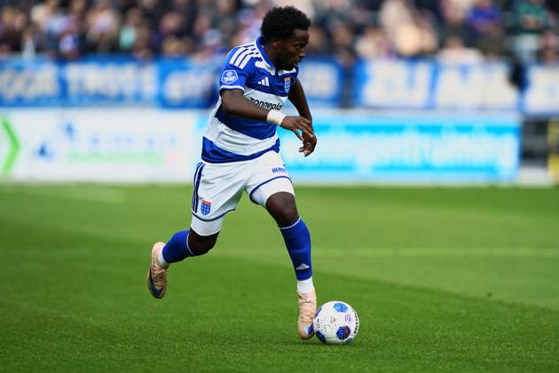 2026-10-11 VriendenLoterij Eredivisie: PEC Zwolle v SC Cambuur ZWOLLE, NETHERLANDS - OCTOBER 11: Dylan Mbayo of PEC Zwolle during the VriendenLoterij Eredivisie match between PEC Zwolle and SC Cambuur at Mac3Park Stadion on October 11, 2026 in Zwolle, Netherlands. Zwolle Mac3Park Stadion Netherlands Content not available for redistribution in The Netherlands directly or indirectly through any third parties. Copyright: xAndrexWeeningx