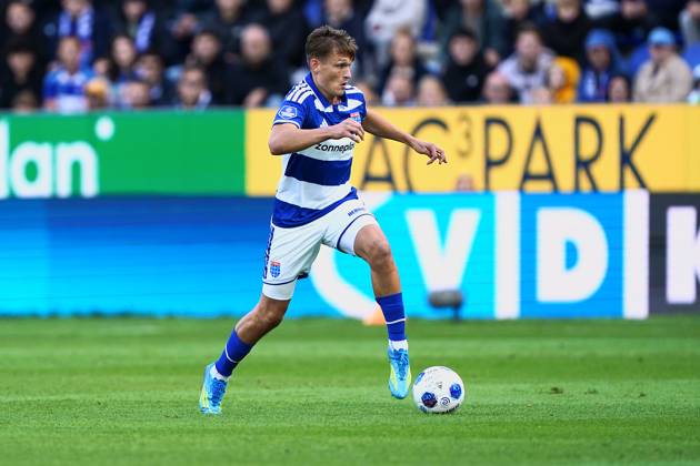 2026-10-11 VriendenLoterij Eredivisie: PEC Zwolle v SC Cambuur ZWOLLE, NETHERLANDS - OCTOBER 11: Thijs Oosting of PEC Zwolle during the VriendenLoterij Eredivisie match between PEC Zwolle and SC Cambuur at Mac3Park Stadion on October 11, 2026 in Zwolle, Netherlands. Zwolle Mac3Park Stadion Netherlands Content not available for redistribution in The Netherlands directly or indirectly through any third parties. Copyright: xAndrexWeeningx