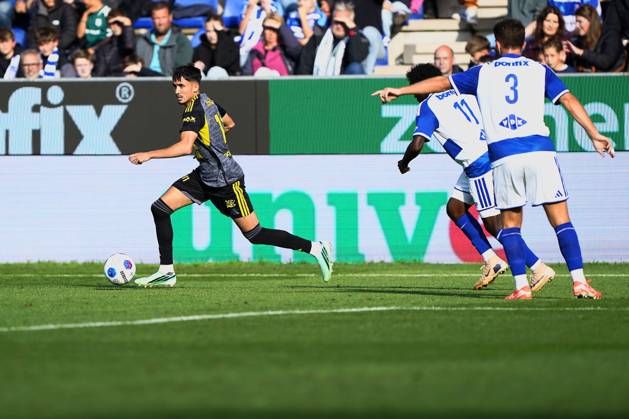 2026-10-11 VriendenLoterij Eredivisie: PEC Zwolle v SC Cambuur ZWOLLE, NETHERLANDS - OCTOBER 11: Ilyes Hamache of SC Cambuur during the VriendenLoterij Eredivisie match between PEC Zwolle and SC Cambuur at Mac3Park Stadion on October 11, 2026 in Zwolle, Netherlands. Zwolle Mac3Park Stadion Netherlands Content not available for redistribution in The Netherlands directly or indirectly through any third parties. Copyright: xAndrexWeeningx