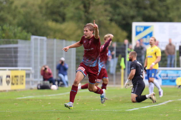 Soccer I Men s I 2026–2027 Season I Regionalliga Nord I Matchday 13 I SV Todesfelde vs. SC Weiche Flensburg I November 10, 2026 Benjamin William Lamce 6, SC Weiche Flensburg 08 Todesfelde Joda Sportpark Schleswig-Holstein, Germany Copyright: xLobeca FabianxLamprechtx