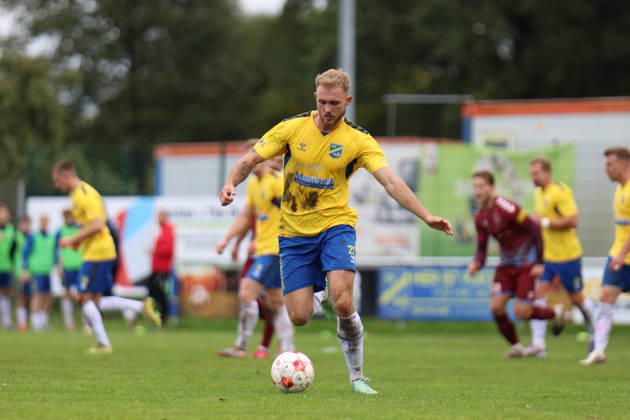 Soccer I Men s Team I 2026–2027 Season I Regionalliga Nord I Matchday 13 I SV Todesfelde vs. SC Weiche Flensburg I October 11, 2026 Tyler Körting 25, SV Todesfelde, Todesfelde, Joda, Sportpark, Schleswig-Holstein, Germany Copyright: xLobeca FabianxLamprechtx