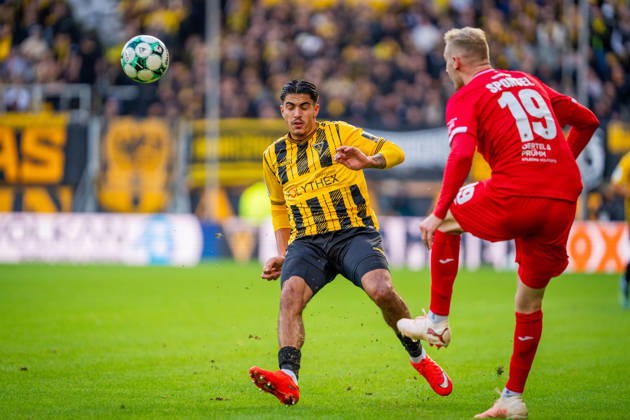 Fabio Torsiello (Alemannia Aachen, 17) vs. Meiko Sponsel (FC Viktoria Cologne, 19) TSV Alemannia Aachen vs. FC Viktoria Cologne, Soccer, 3rd Division, Matchday 8, 2026–2027 Season, October 11, 2026 DFB regulations prohibit any use of photographs as image sequences and or quasi-video TSV Alemannia Aachen vs. FC Viktoria Cologne, soccer, 3rd Division, Matchday 8, 2026–2027 season, October 11, 2026, Aachen Copyright: xEibner-Pressefoto J.xDerondeaux EP_JDU