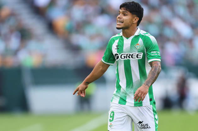 Real Betis and CA Osasuna - LaLiga EA Sports SEVILLA, SPAIN - OCTOBER 11: Cucho Hernandez of Real Betis reacts during the LaLiga EA Sports 2026 27 match between Real Betis and CA Osasuna at La Cartuja Stadium on October 11, 2026 in Sevilla, Spain. (Photo by Rafael Roman Photo Players Images Magara Press) Sevilla La Cartuja Stadium Spain Copyright: xRafaelxRomanx
