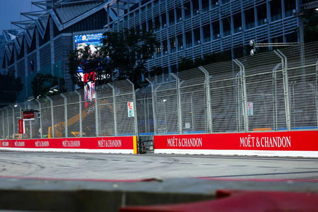 F1 - SINGAPORE GRAND PRIX 2026 Moet & Chandon branding sponsor during the 2026 Formula 1 Singapore Grand Prix, 17th round of the 2026 Formula One World Championship, WM, Weltmeisterschaft from October 9 to 11, 2026 on the Marina Bay Street Circuit, in Singapore, Singapore - SingaporeSingapore  Copyright: xFLORENTxGOODENx
