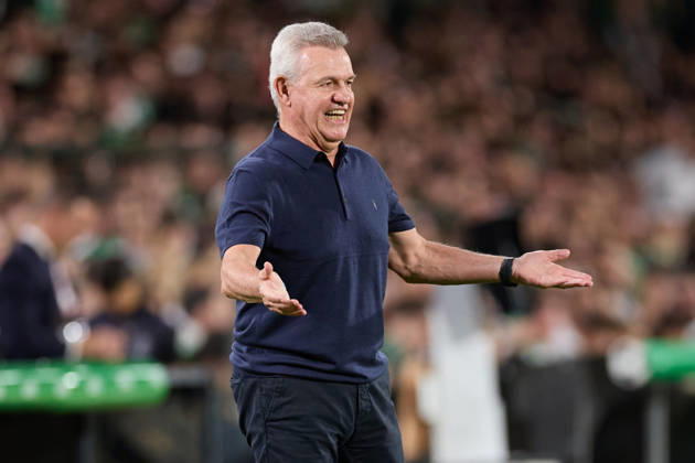 October 11, 2026, Santander, Cantabria, Spain: Javier Aguirre head coach of Valencia CF reacts during the LaLiga EA Sports match between Real Racing Club de Santander and Valencia CF at Campos de de El Sardinero on October 11, 2026, in Santander, Spain. Santander Spain - ZUMAa181 20261011_zaa_a181_366 Copyright: xRicardoxLarreinax
