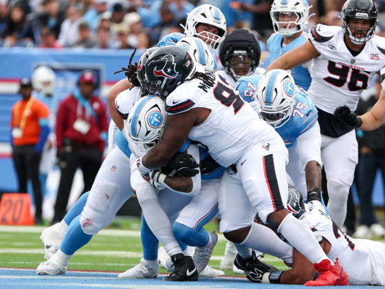 Oct 11, 2026; Nashville, TN, USA; Tennessee Titans running back Tony Pollard (20) is tackled for a loss of yards during the NFL, American Football Herren, USA regular season game between the Houston Texans and Tennessee Titans at Nissan Stadium. Mandatory Credit: -Cal Media NFL 2026: Texans Vs Titans OCT 11 - ZUMAc04_ 20261011_zma_c04_072 Copyright: xStephenxFurstx