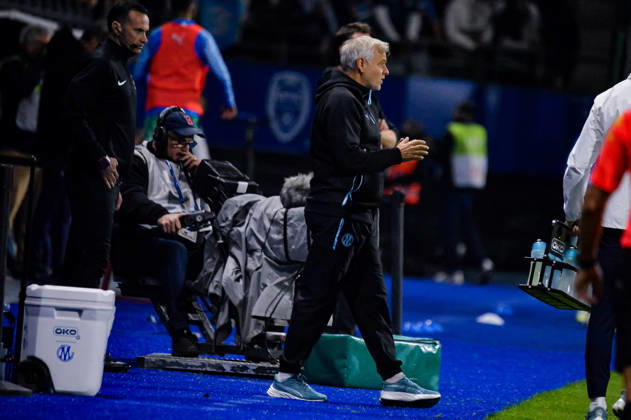 FOOTBALL : ESTAC Troyes vs Olympique de Marseille - Ligue 1 - Journà e 6 - 11 10 2026 Bruno Genesio (OM) TroyesFrance Copyright: xBaptistexAutissierx