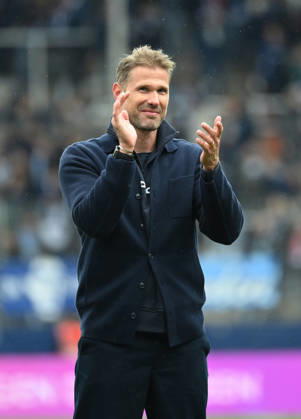 Coach Oliver Kirch of Arminia Bielefeld celebrates after the game on October 11, 2026, Soccer 2. Bundesliga, 2026–2027 season, Matchday 7, VfL Bochum vs. Arminia Bielefeld 0–1. DFL regulations prohibit any use of photographs as image sequences and or quasi-video. Bochum, Vonovia Ruhrstadion, North Rhine-Westphalia, Germany Team2