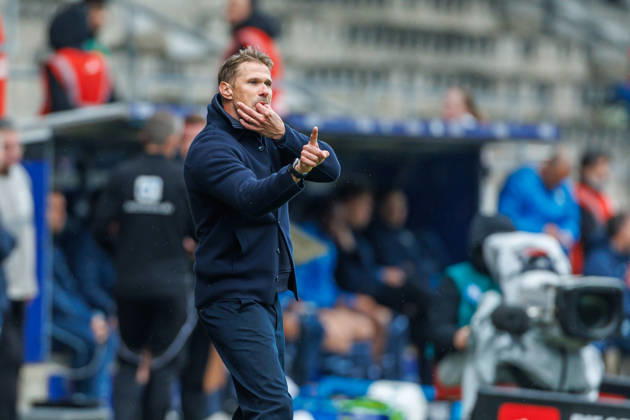 DSC Arminia Bielefeld coach Oliver Kirch gestures during the 2. Bundesliga match between VfL Bochum and Arminia Bielefeld, Ruhrstadion on October 11, 2026, in Bochum, Germany. Photo by Mario Hommes, DeFodi Images. Coach Oliver Kirch of DSC Arminia Bielefeld gestures during the 2nd Bundesliga match between VfL Bochum and Arminia Bielefeld at Vonovia Ruhrstadion on October 11, 2026 in Bochum, Germany. Photo by Mario Hommes, DeFodi Images. DFB and DFL regulations prohibit any use of photographs as image sequences and or quasi-video. Photo by Mario Hommes, DeFodi Images.