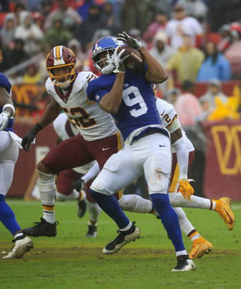 October 11, 2026: New York Giants TE 9 Isaiah Likely catches a pass over the middle during the Washington Commanders game against the New York Giants at Northwest Stadium in Landover, MD. CSM Landover United States of America - ZUMAc04_ 20261011_zma_c04_063 Copyright: xJustinxCooperx