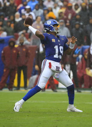 October 11, 2026: New York Giants QB 19 Jameis Winston throws a pass during the Washington Commanders game against the New York Giants at Northwest Stadium in Landover, MD. CSM Landover United States of America - ZUMAc04_ 20261011_zma_c04_064 Copyright: xJustinxCooperx