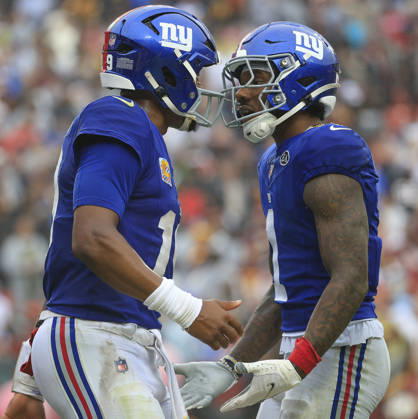 October 11, 2026: New York Giants QB 19 Jameis Winston and New York Giants WR 1 Malik Nabers celebrate a touchdown during the Washington Commanders game against the New York Giants at Northwest Stadium in Landover, MD. CSM Landover United States of America - ZUMAc04_ 20261011_zma_c04_112 Copyright: xJustinxCooperx