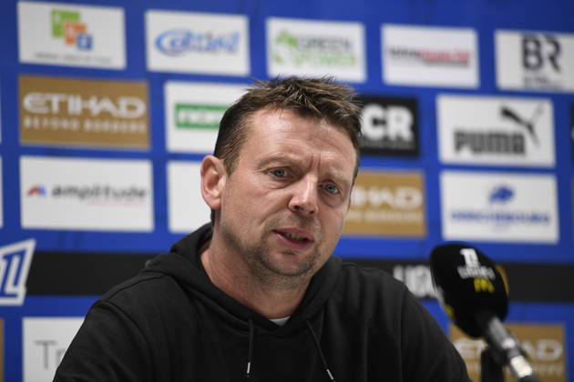 ESTAC Troyes v Olympique de Marseille - Ligue 1 McDonald s 2026 2027 Stephane DUMONT Head Coach of Troyes during Ligue 1 McDonald s match between Troyes and Marseille at Stade de l Aube on October 11, 2026 in Troyes, France. Troyes France  Copyright: xEwenxGavetx 776573381