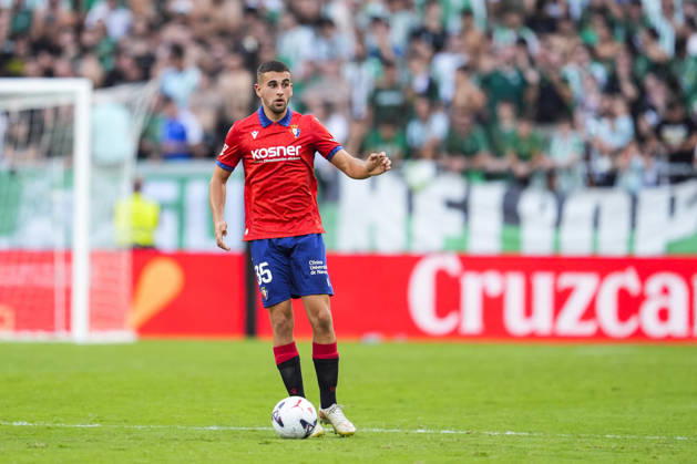 October 11, 2026, Sevilla, Sevilla, Spain: Unai Santos of CA Osasuna in action during the Spanish league, LaLiga EA Sports, football match played between Real Betis and CA Osasuna at La Cartuja stadium on October 11, 2026, in Sevilla, Spain. Sevilla Spain - ZUMAa181 20261011_zaa_a181_265 Copyright: xJoaquinxCorcherox